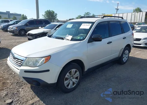 2010 Subaru Forester 2.5X z USA, uszkodzony, nr VIN JF2SH6AC9AH745833